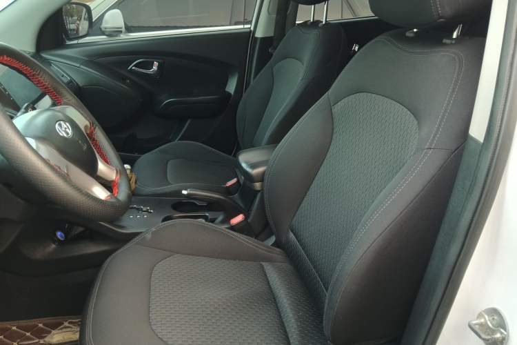 Used Hyundai ix35 2015 2.0L Automatic 2WD Comfort Edition China V Standard
