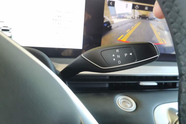 Used EXEED Lingyun 2024 300T Two-Wheel Drive Starlight Edition
