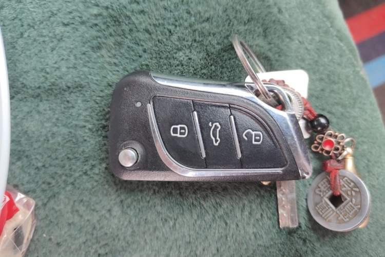 Used Dongfeng Ruichi 6 Pro 2024 2.3T Automatic 4x4 Diesel Luxury Edition with Long Cargo Bed