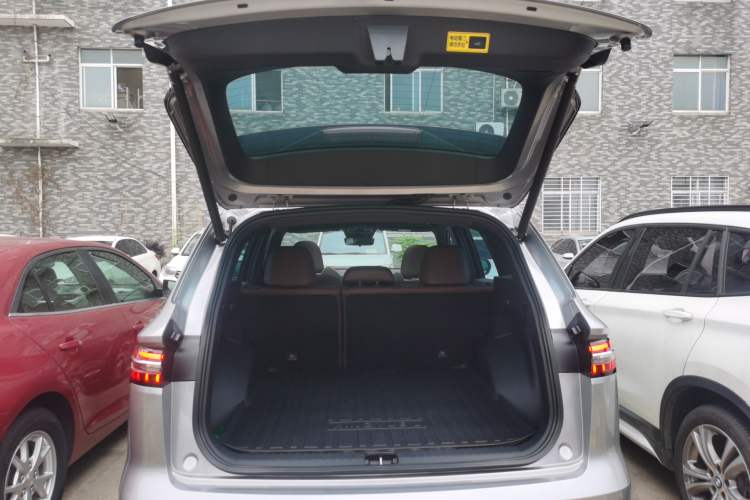 Used Geely Auto Monjaro L 2024 2.0TD High-Power Automatic Two-Wheel Drive Yunqi Version Trunk