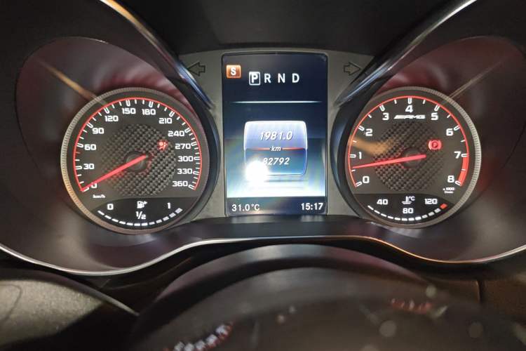 Used Mercedes-Benz AMG GT 2015 AMG GT S Odometer Close Up