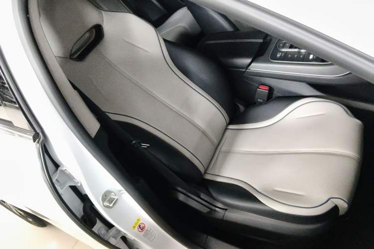 Used BYD Destroyer 05 2023 Champion Edition DM-i 120KM Prestige Model
