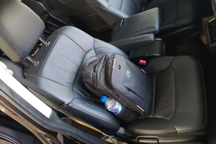 Used Honda Elysion 2016 2.4L Luxury Edition Right Front Seat