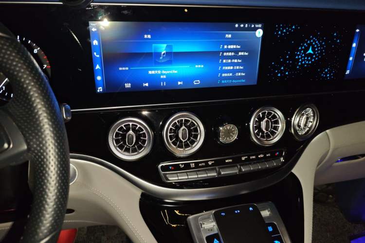 Used Mercedes-Benz Vito 2021 2.0T Business Version 7 Seats