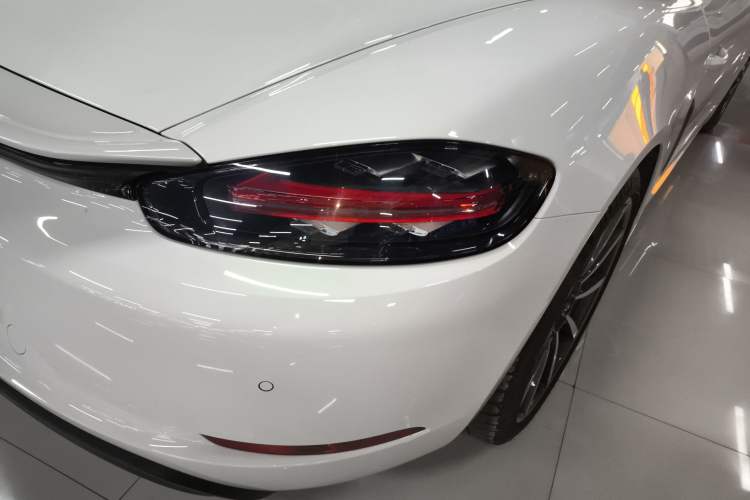 Used Porsche 718 2022 Boxster 2.0T
