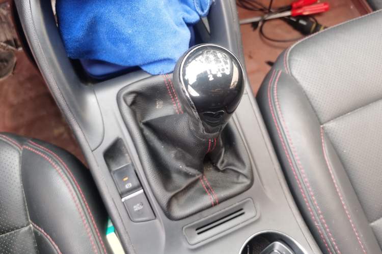 Used Changan CS75 2016 2.0L Manual Luxury Version China V Standard