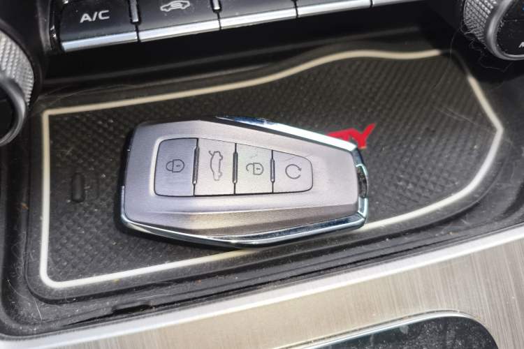 Used Geely Auto Coolray 2019 260T DCT Explorer China V Standard Vehicle Key