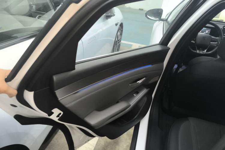 Used BYD Qin L 2024 DM-i 120KM Excellence Model