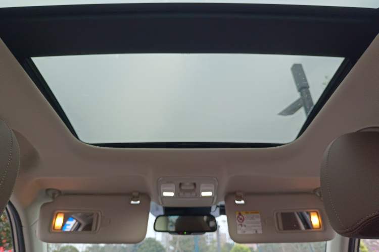 Used Geely Auto Emgrand X7 Sport 2016 1.8TD Automatic ZhiZun Version
