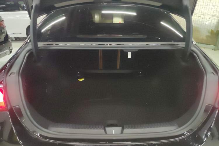 Used Mercedes-Benz E-Class 2024 E 300 Luxury Sport Edition
