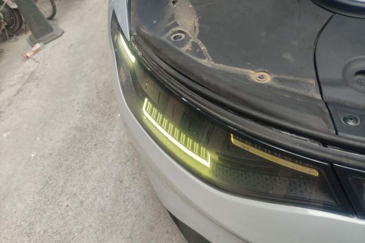 Used Leapmotor C01 2022 Rear-Drive Long-Range Version Right Front Headlight