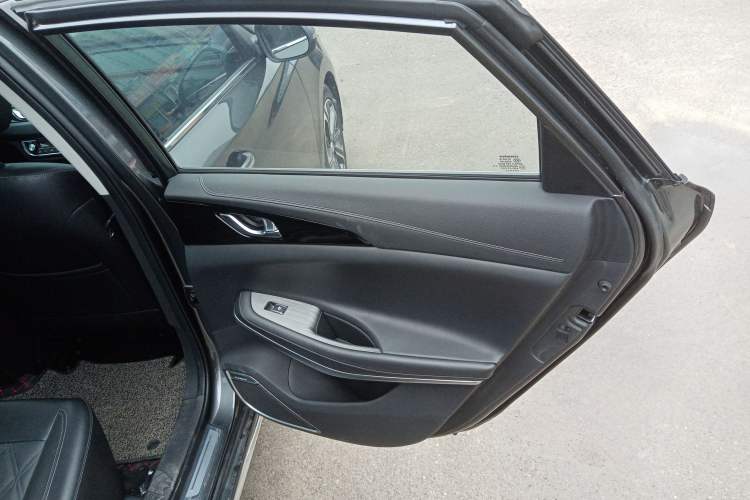 Used Changan Ruicheng CC 2022 Blue Whale Edition 1.5T DCT Luxury Model
