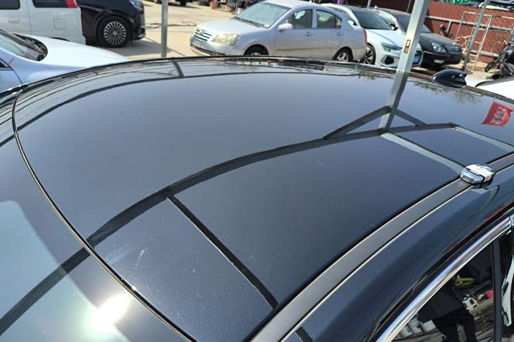 Used Hongqi E-QM5 2021 Online Booking Charging Basic Edition 5 Seats Roof