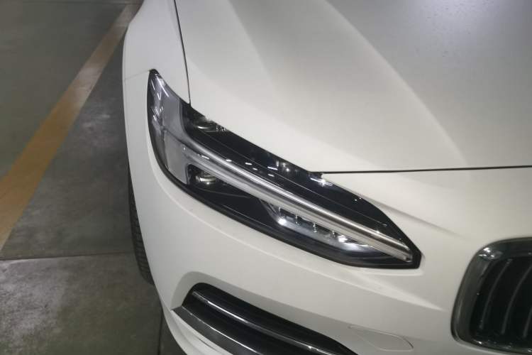 Used Volvo S90 2020 T5 Zhiyi Luxury Edition