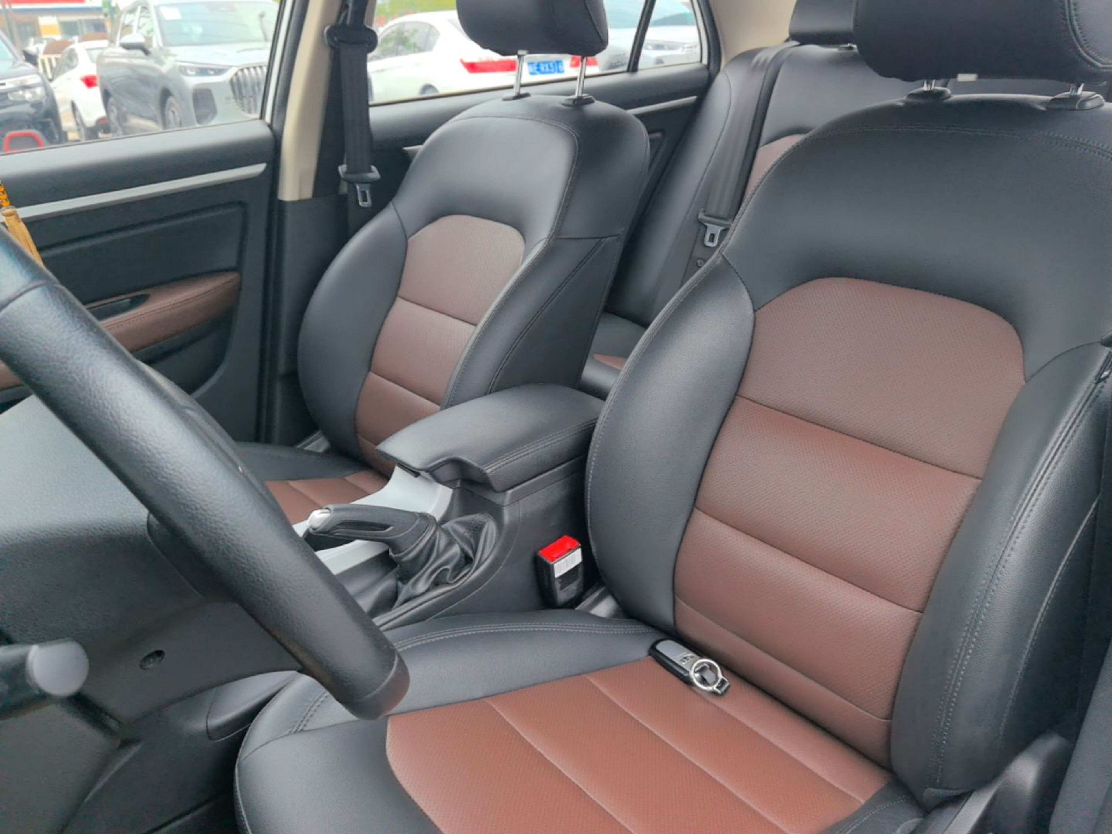 Interior delantero