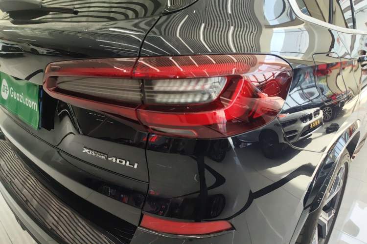 Used BMW X5 2022 Restyled xDrive 40Li M Sport Package Exterior 3