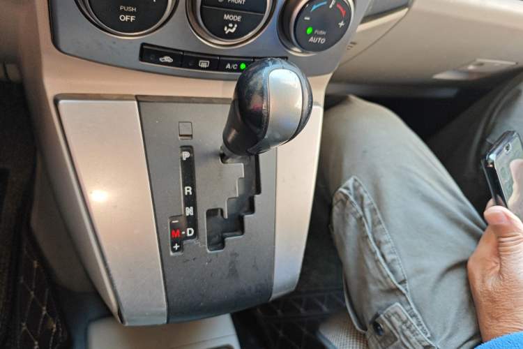 Used Mazda 5 2008 2.0 Automatic Luxury Edition
