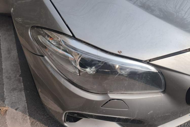 Used BMW 5 Series 2011 523Li Luxury Model