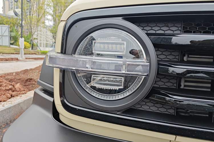 Used Tank 300 2025 2.0T Conqueror
