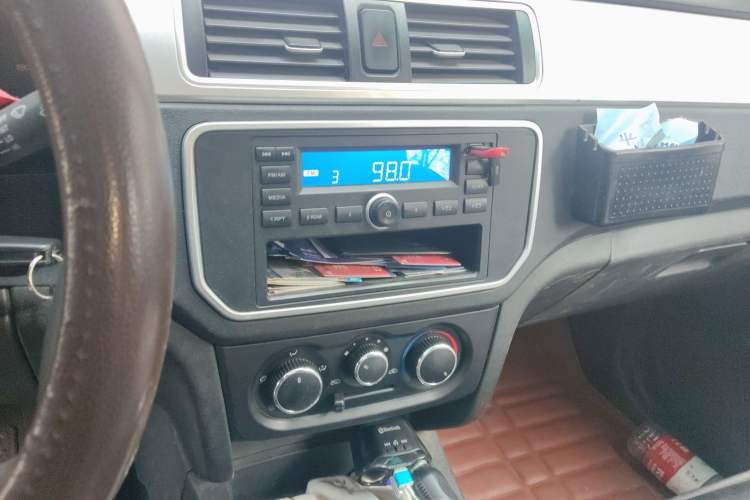 Used CHANGAN KAICHENG Shenqi F30 
