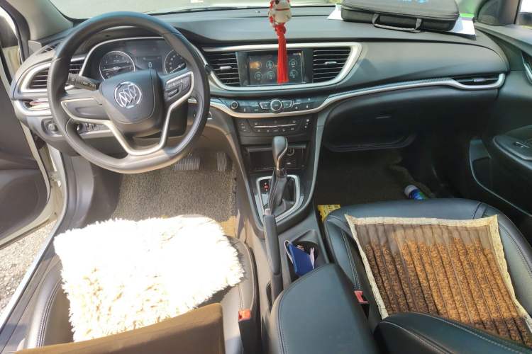 Used Buick GT 2016 15N Automatic Luxury Edition Center Console