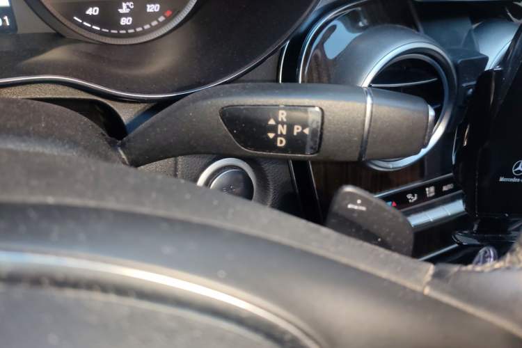 Used Mercedes-Benz C-Class 2015 C 200 L