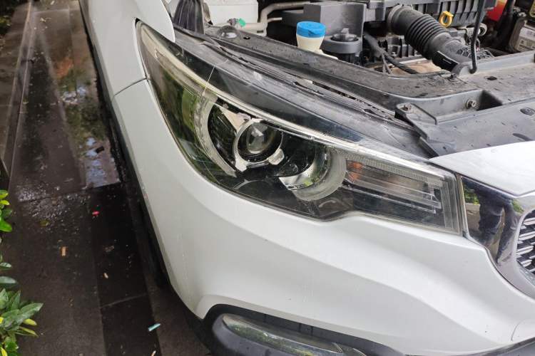 Used MG ZS 2018 1.5L Automatic Luxury Edition China V Standard
