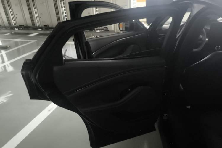 Used Ford Mustang Mach-E 2021 Leap Edition Rear-Drive Version (Standard Range)