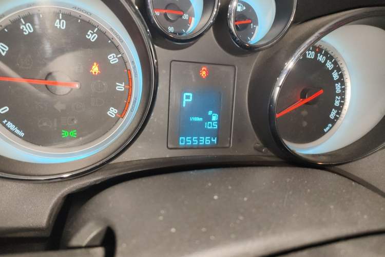 Used Buick GT 2013 XT 1.6L Automatic Fashion Edition