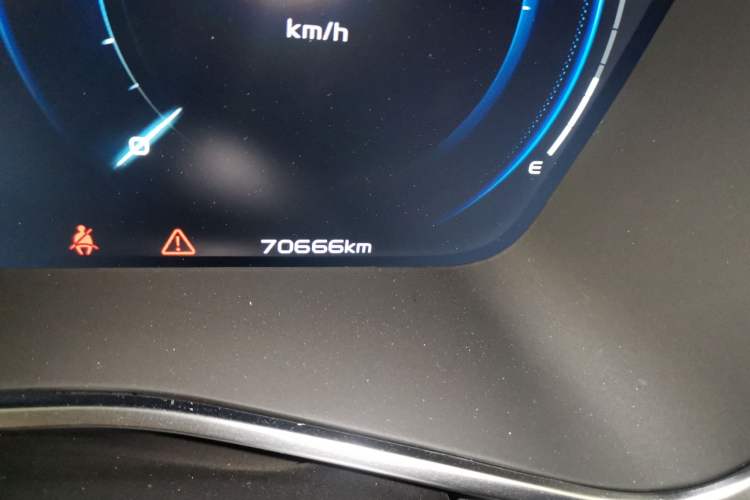 Used Geely Auto Preface 2023 2.0TD Prestige Version Odometer Close Up