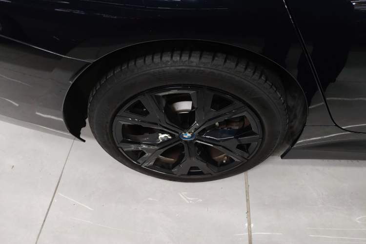 Used BMW i3 2022 eDrive 35 L Right Rear Wheel Hub