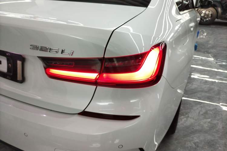 Used BMW 3 Series 2021 Restyled 325Li M Sport Package
