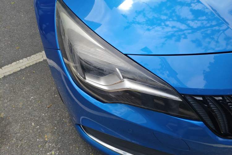 Used Buick Verano 2016 Hatchback GS 20T Dual-Clutch Passionate Sporty Model
