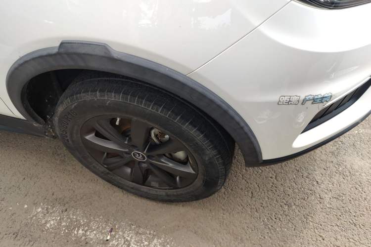 Used BYD Yuan New Energy 2019 EV360 Smart Connect Luxurious Model