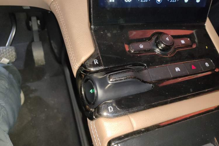 Used Nio ES8 2020 415 km Range 6-Seater Version