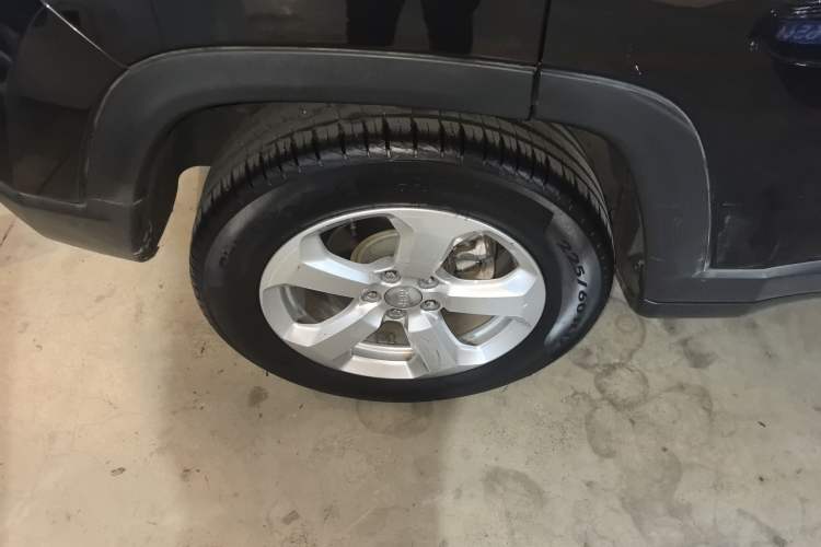 Used Jeep Compass 2019 200T Automatic Family Edition - Connected Large Screen Version