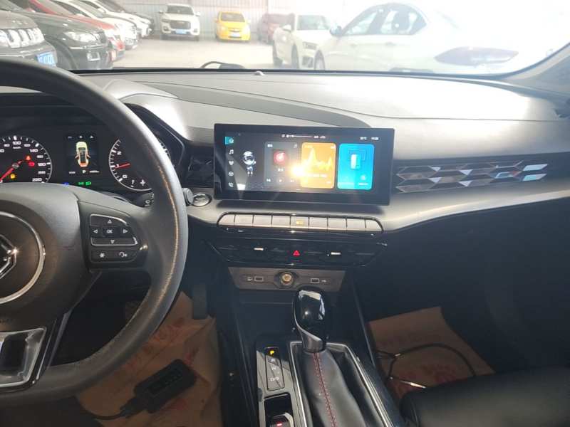 Used MG 5 2021 180 DVVT CVT Youthful Style Edition — 12