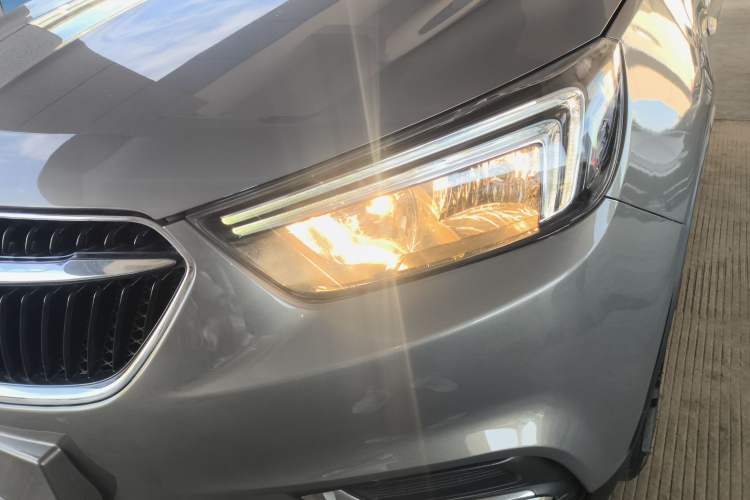 Used Buick Encore 2017 18T Automatic Two-Wheel Drive Urban Leading Model