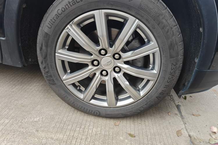 Used Cadillac XT4 2021 28T Two-Wheel Drive Luxury Version
