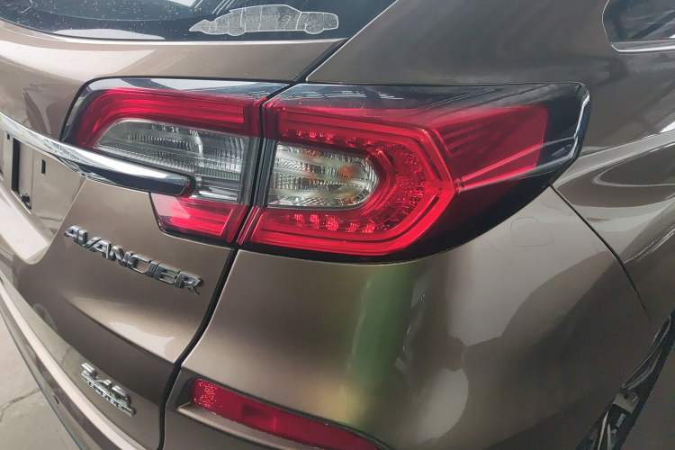 Used Honda Avancier 2017 240TURBO Two-Wheel Drive Luxury Edition