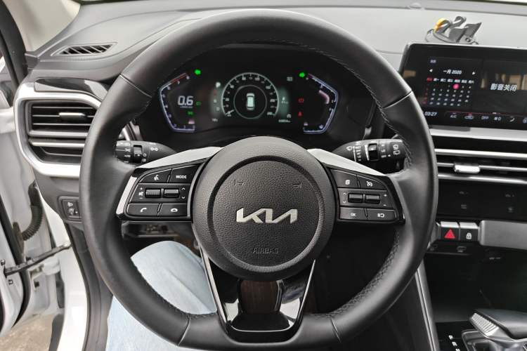 Used Kia Sportage R 2021 Ace 2.0L Challenge Edition Steering Wheel