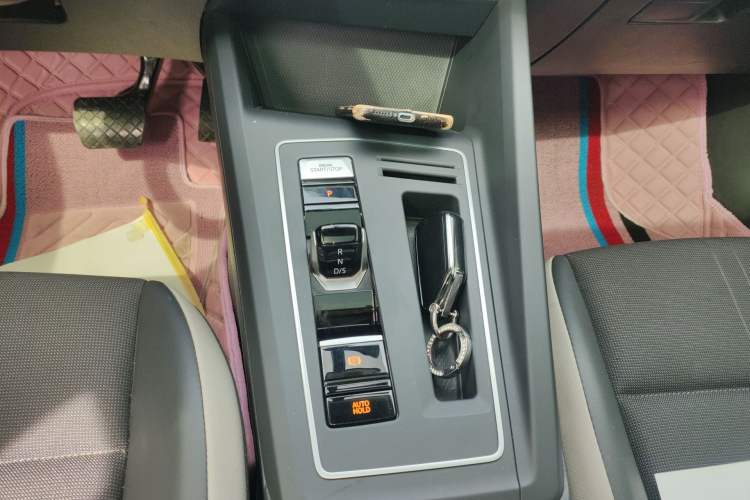 Used Volkswagen Golf 2021 280TSI DSG Pro Gear Lever