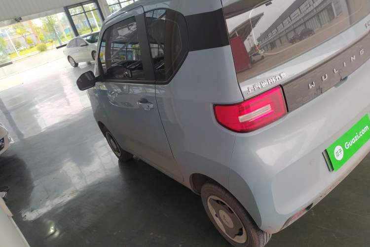 Used Wuling Hongguang MINIEV 2022 Easy Version Lithium Iron Phosphate
