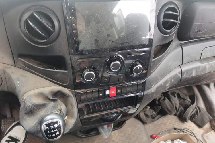 Used Iveco Eurocargo 2020 2.3T Manual Super-Rui Short Wheelbase High Roof High-Performance F1A