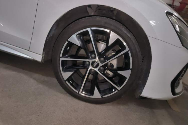 Used Audi A3 2025 A3L Limousine 35TFSI Prestige Edition Right Front Wheel Hub