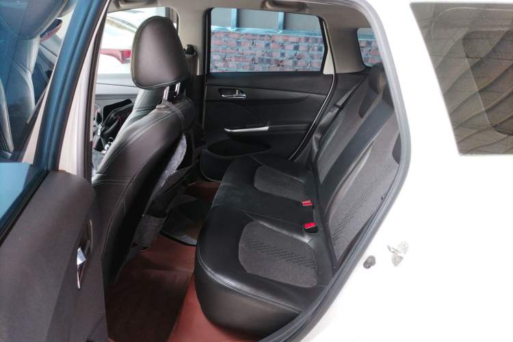 Used Chevrolet Lova RV 2016 1.5L Automatic Smart Drive Edition Left Rear Seat