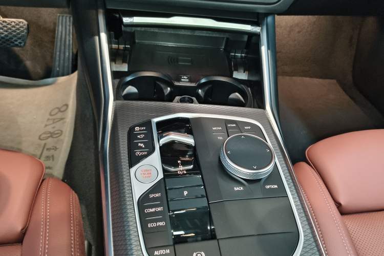 Used BMW 3 Series 2025 330Li M Sport Shadowline Package Gear Lever