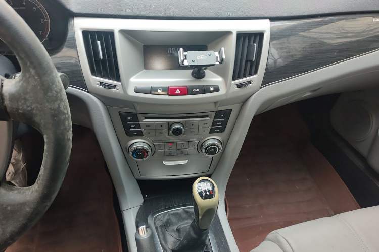 Used Brilliance Junjie 2011 1.6L Manual New Generation Model