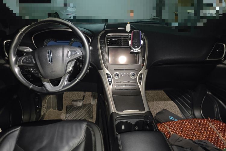 Used Lincoln MKX 2015 2.0T Two-Wheel Drive Deluxe Edition