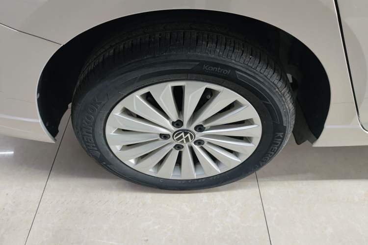 Used Volkswagen Lavida 2021 1.5L Automatic Comfort Edition